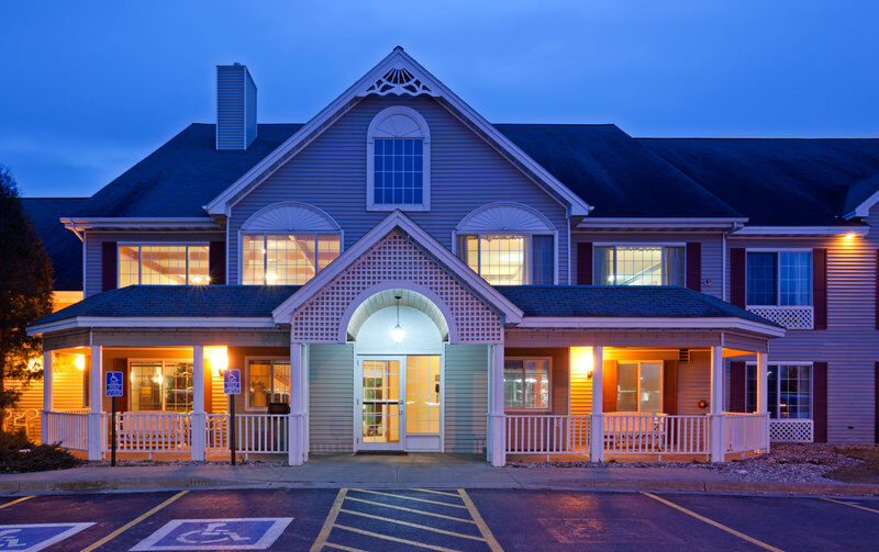 Country Inn & Suites By Radisson, Detroit Lakes, Mn Exterior foto